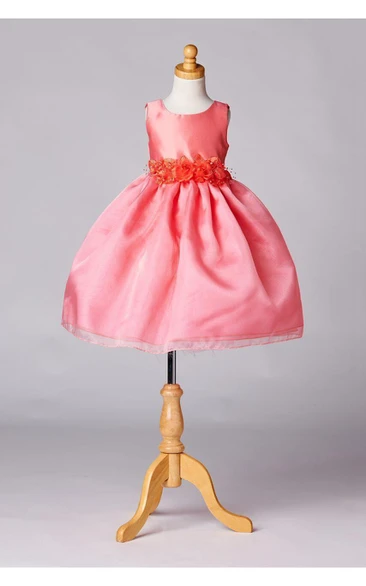 Scoop Neck Sleeveless Tea Length Pleated Organza Dress With Flower Sash