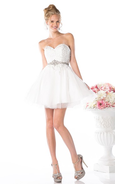 A-Line Sweetheart Tulle Satin Backless Dress With Appliques And Waist Jewellery