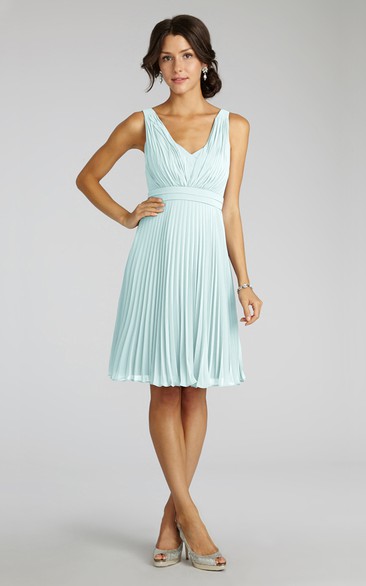 Chiffon A-Line Sleeveless V-Neck Dress With Pleats