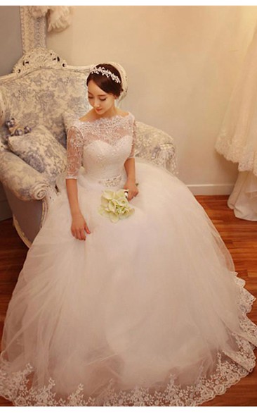 Glamorous Half Sleeve Lace Appliques Wedding Dress Princess Lace-up