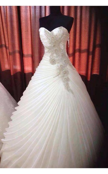 Glamorous Beadings Ruffles Ball Gown Wedding Dress Sweetheart Sleeveless