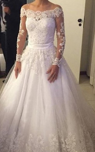 Gorgeous Off-shoulder Long-sleeved Lace Ball Gown Illusion Style