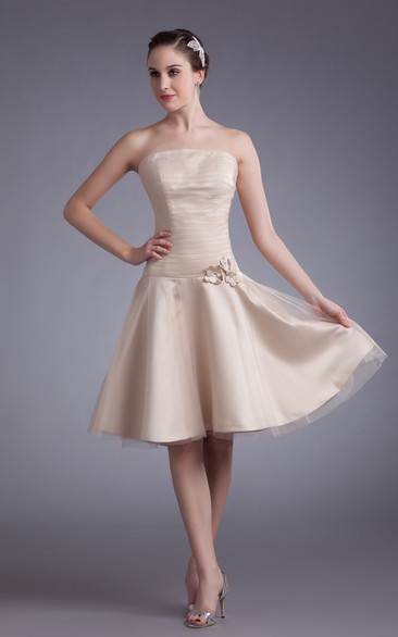 Strapless Knee-Length Dress With Ruched Top