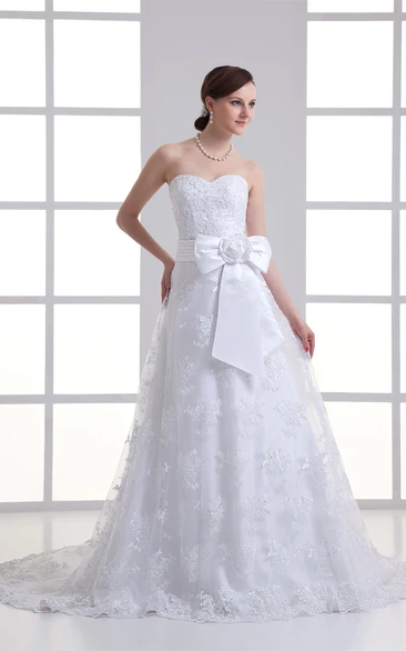 Brilliant Satin Appliqued a Line Sweetheart Sleeveless Wedding Dresses