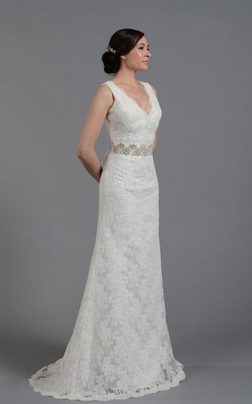 Gorgeous Lace V-Neck Sleeveless Bridal Gown With Crystal Detailed Waistbelt