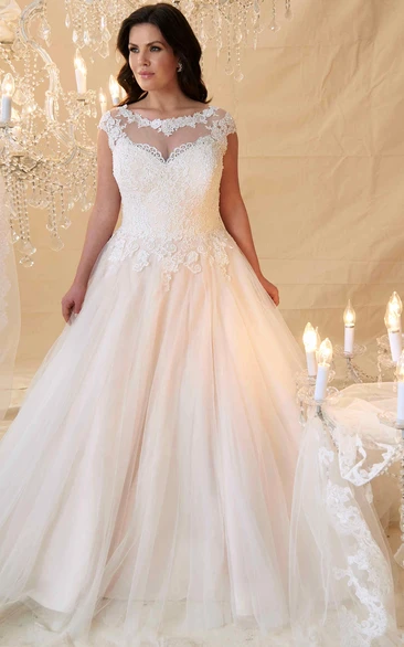 Ball Gown Cap-Sleeve Scoop-Neck Lace&Tulle Plus Size Wedding Dress With Keyhole