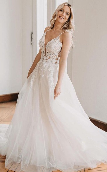 Bohemian Spaghetti V-neck A Line Ball Gown Floor-length Sleeveless Wedding Dress With Appliques