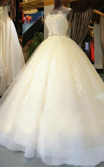 Ball Gown Mini Bell Illusion Bat Beading Appliques Illusion Chapel Train Zipper Illusion Organza Dress