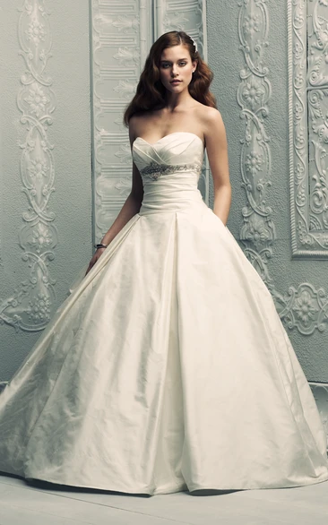 Princess Satin Style Sweetheart Ball Gown With Beading